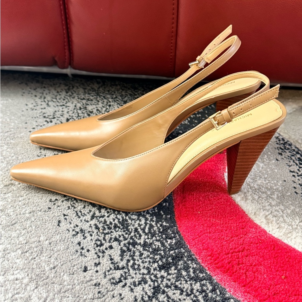 Michael Kors Tan Leather Pointed Slingback Mules - Picture 4 of 7